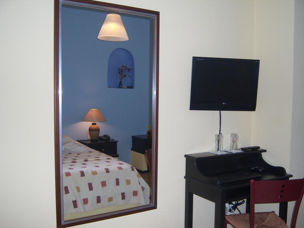 Aeriko Benovias Rooms & Apartments Karfás Esterno foto