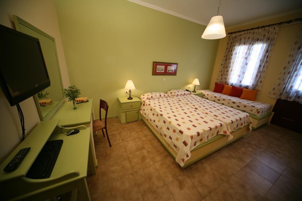 Aeriko Benovias Rooms & Apartments Karfás Esterno foto